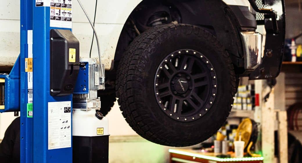 Blue Ridge Automotive technicians at work
